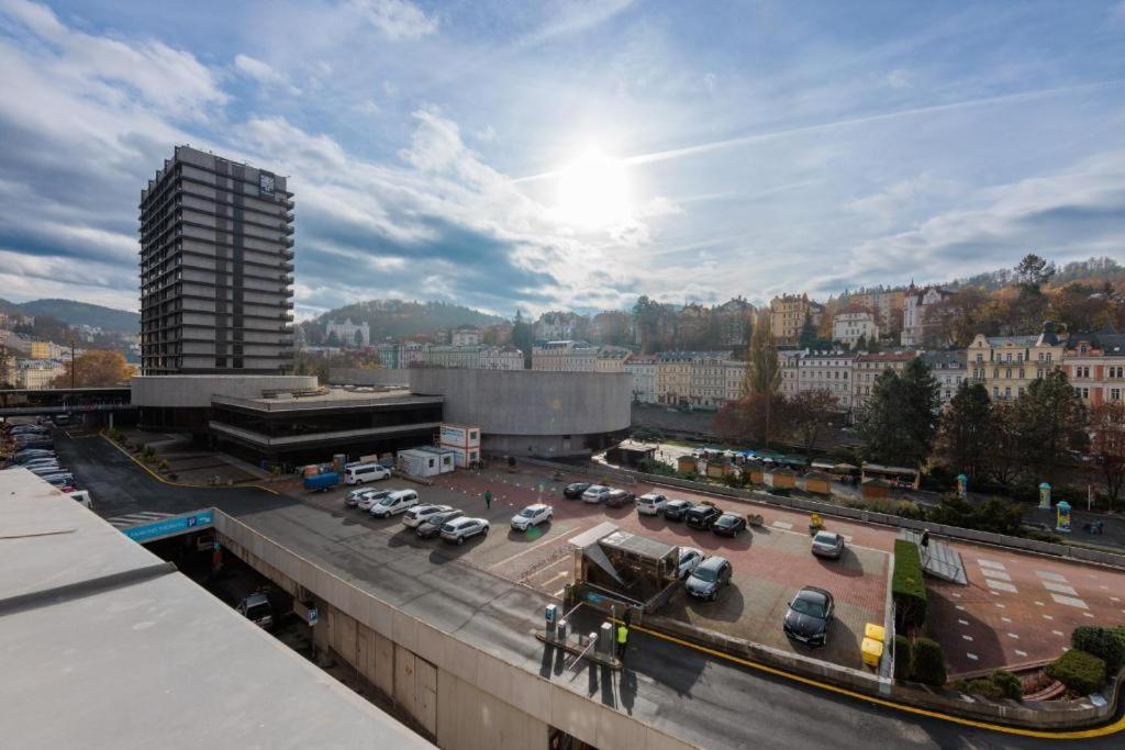 Promenade View Apartment كارلوفي فاري المظهر الخارجي الصورة