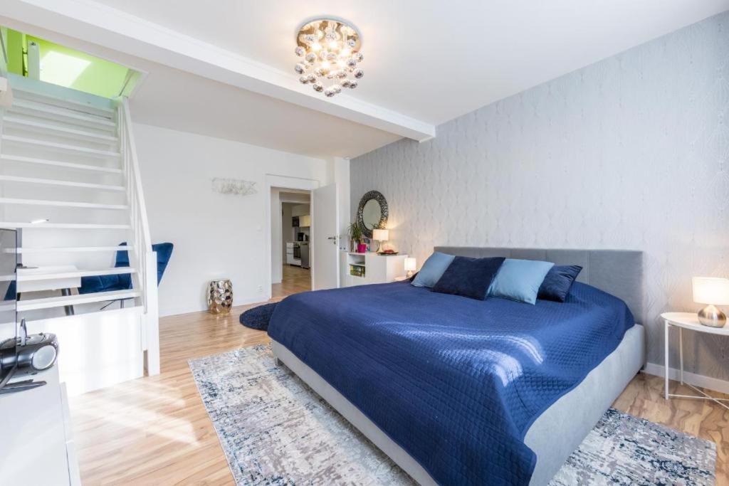 Promenade View Apartment كارلوفي فاري المظهر الخارجي الصورة